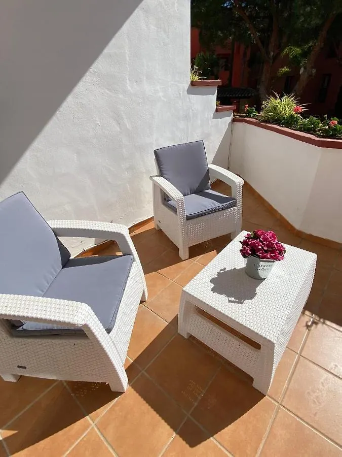 Luxury Beach Side Apartment In Marbella Playa