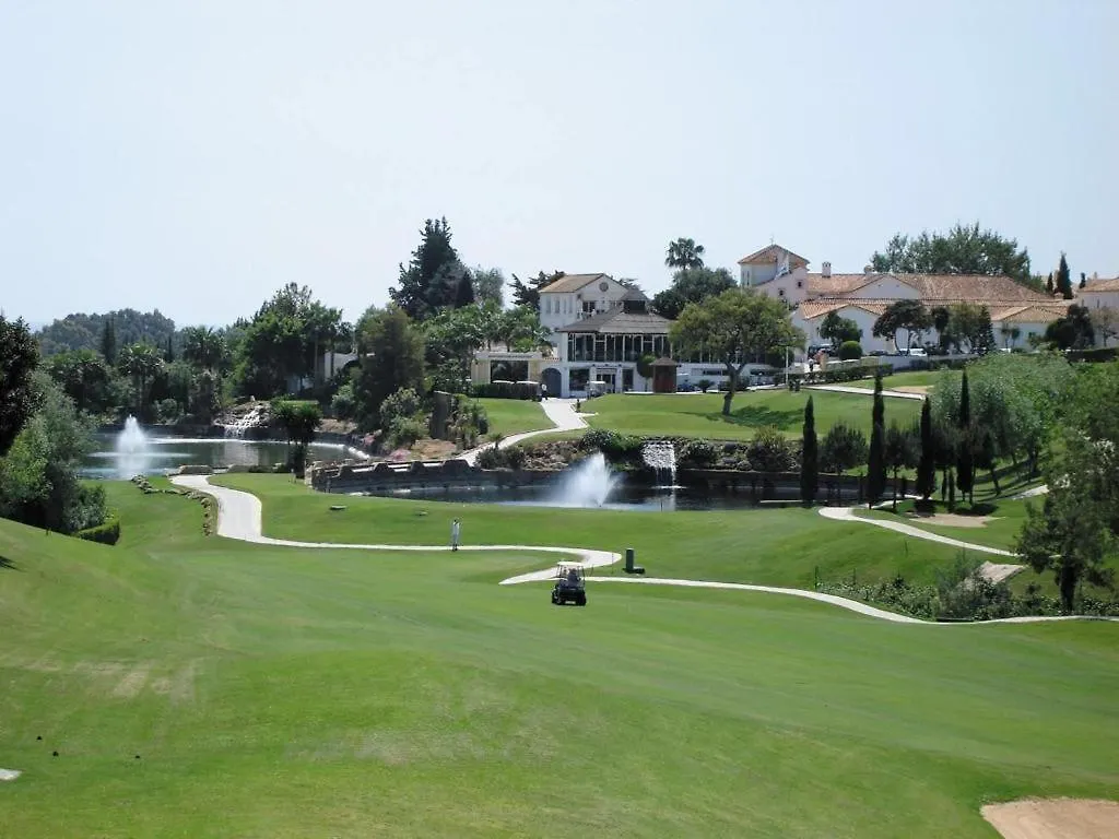 Luxury Beach Side Apartment In Marbella Playa