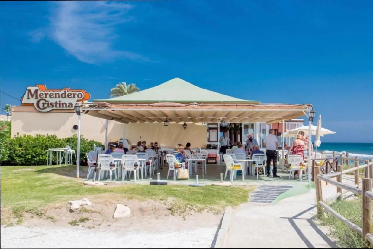 Luxury Beach Side Apartment In Marbella Playa 0*,