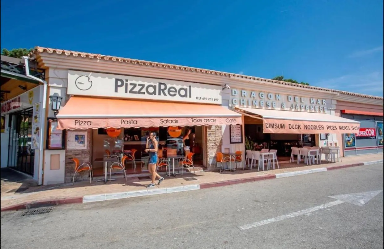 Luxury Beach Side Apartment In Marbella Playa 0*,